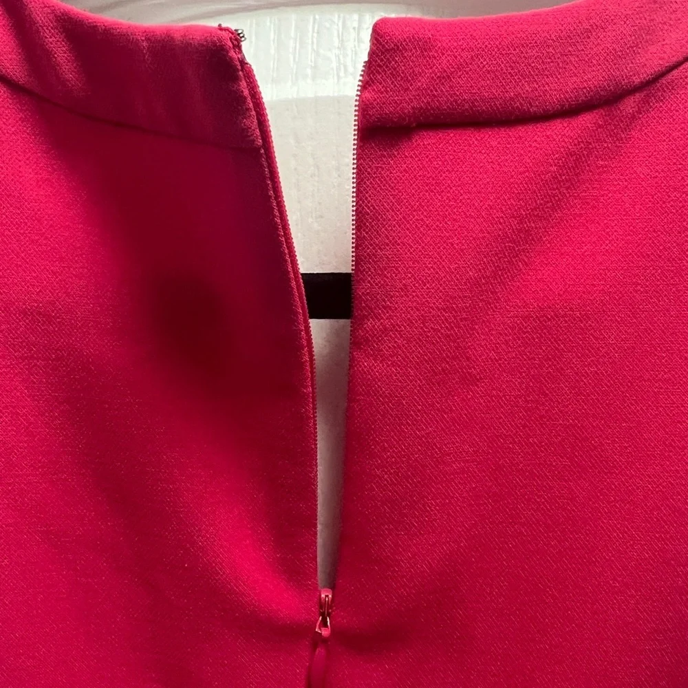 Diane von Furstenberg Sleeveless V-Neck Fuchsia A-Line Dress- Size 8 - Picture 6 of 9